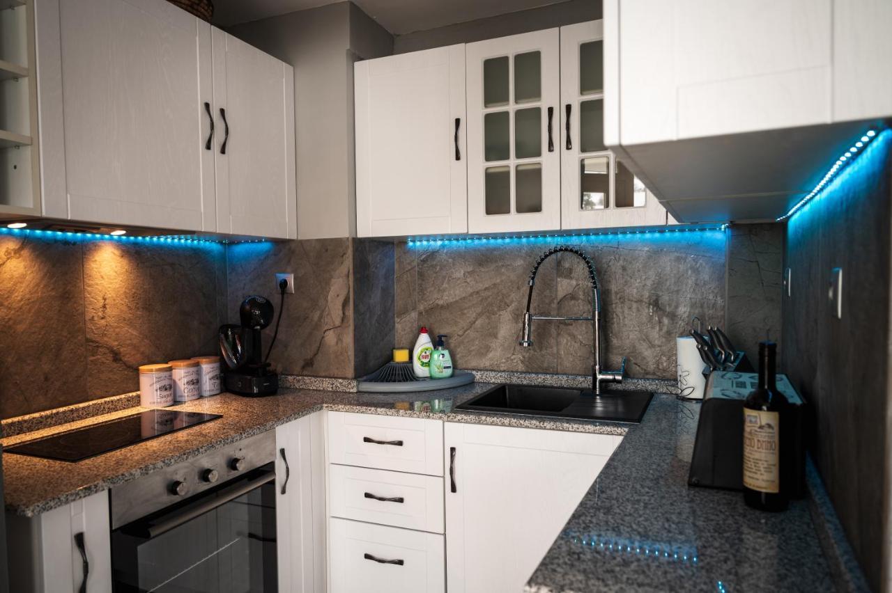 House Proctor Apartment Stoykite Ngoại thất bức ảnh