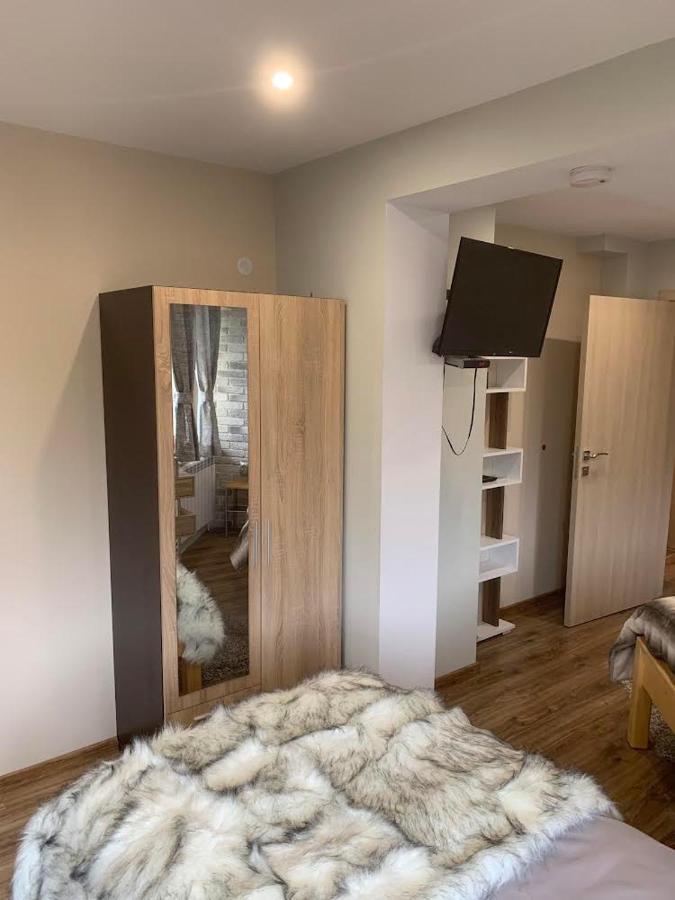 House Proctor Apartment Stoykite Ngoại thất bức ảnh